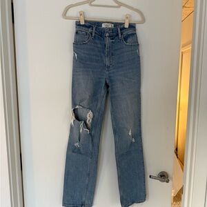Abercrombie & Fitch The 90’s Straight Ultra High Rise